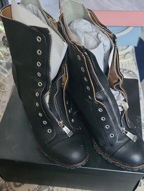 Report Signature Black Zip-Up Ankle Boots with Front Zippers, 9